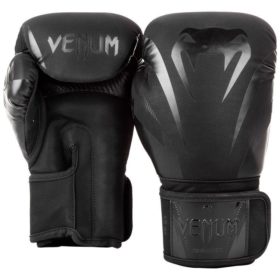 Zwarte (kick)bokshandschoenen van Venum Imact