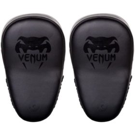 Zwarte big focus mitts van Venum elite.