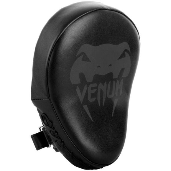 Zwarte focus mitts van Venum light.
