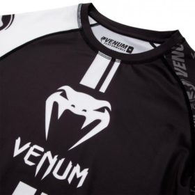 Venum logos rashguard long sleeves zwart wit 4