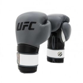 Zwart grijze training (kick)bokshandschoenen van UFC stand up.