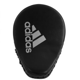 Zwart zilveren handpads focus mitts van adidas.