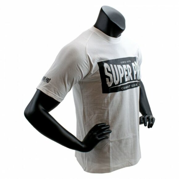 Wit t-shirt voor kinderen en volwassenen van Super Pro.
