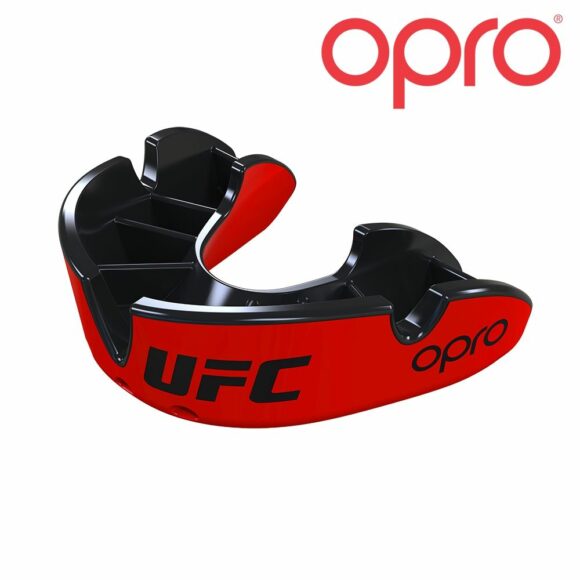 Rood zwart bitje van UFC Opro voor kinderen en volwassenen.